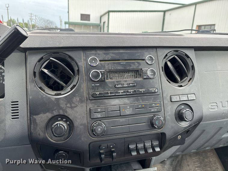 image for item DW7198 2012 Ford F550 XL flatbed truck