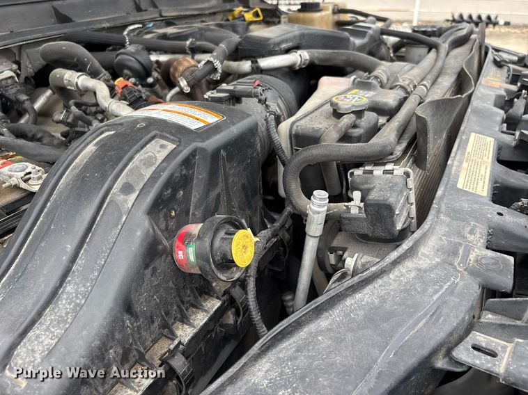 image for item DW7198 2012 Ford F550 XL flatbed truck