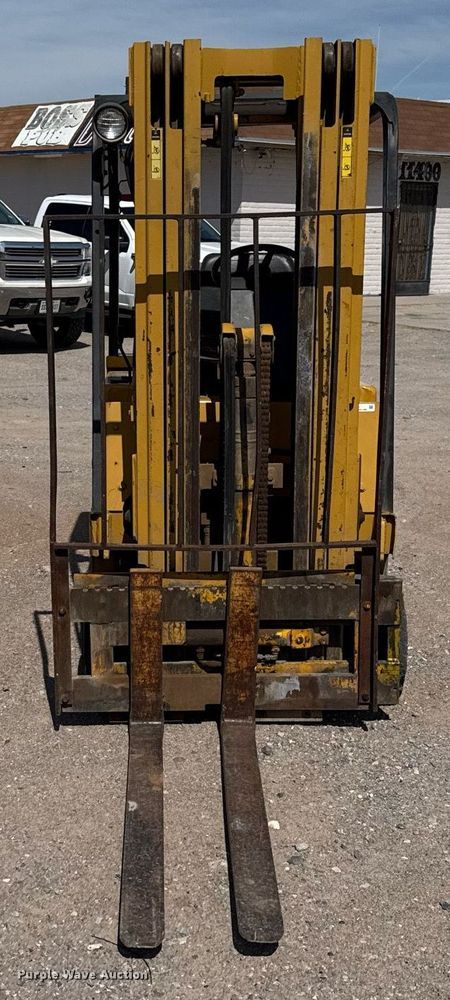 MONTACARGAS CATERPILLAR T40DSA