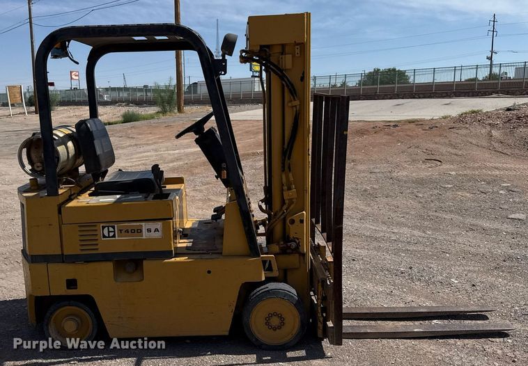 MONTACARGAS CATERPILLAR T40DSA