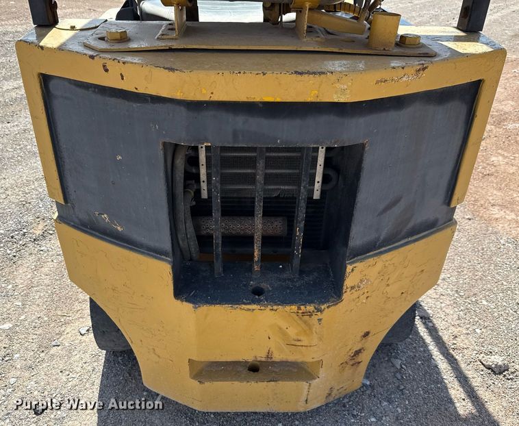 image for item DX5626 Caterpillar T40DSA forklift