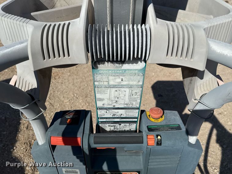 image for item DX5628 JLG FS80 D3 vertical lift