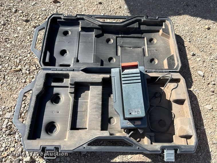 image for item DX5628 JLG FS80 D3 vertical lift