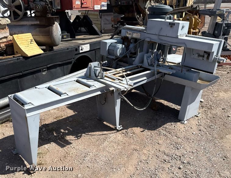 image for item DX5631 Hem 750A metal band saw