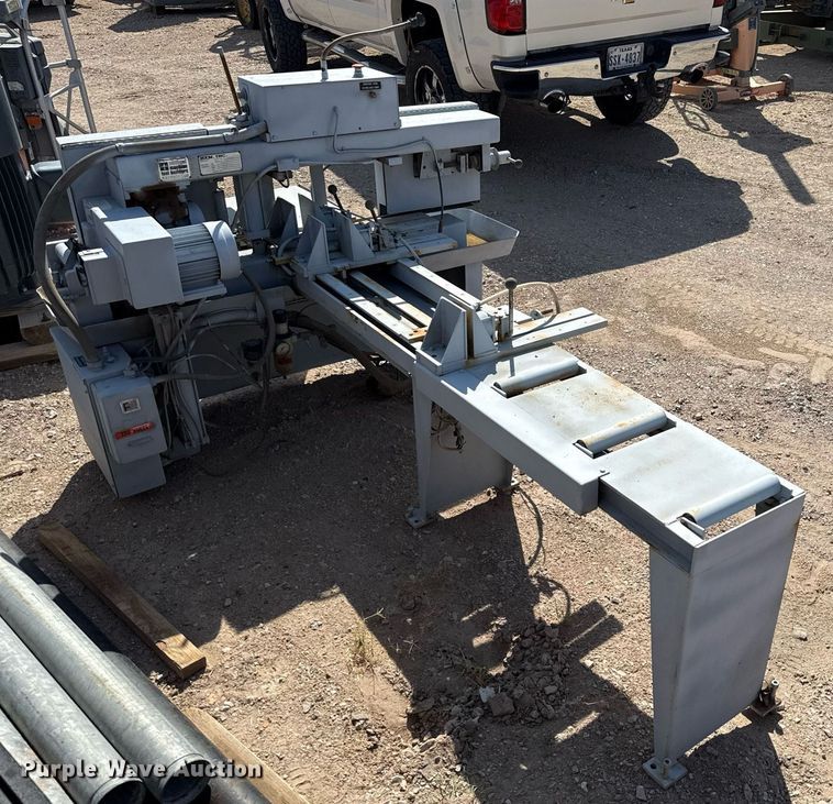 image for item DX5631 Hem 750A metal band saw