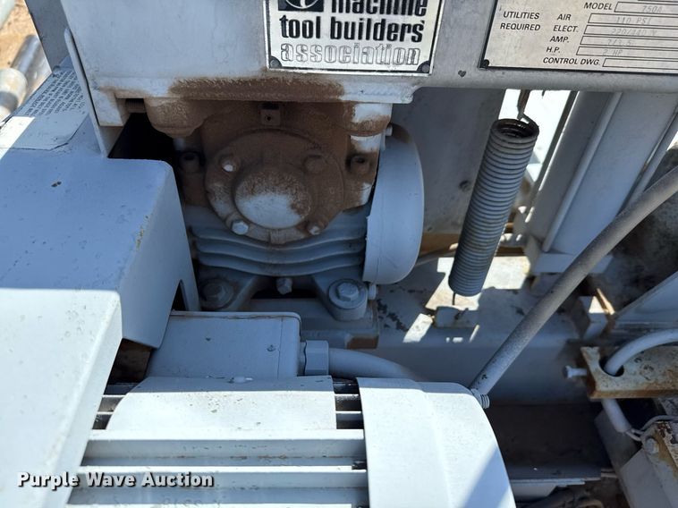 image for item DX5631 Hem 750A metal band saw