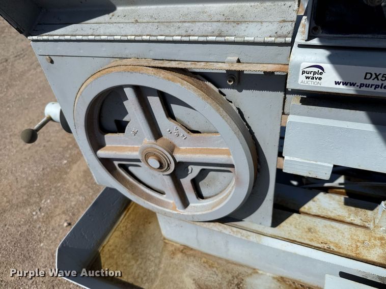 image for item DX5631 Hem 750A metal band saw