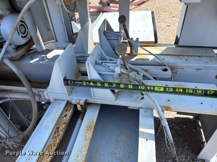 image for item DX5631 Hem 750A metal band saw