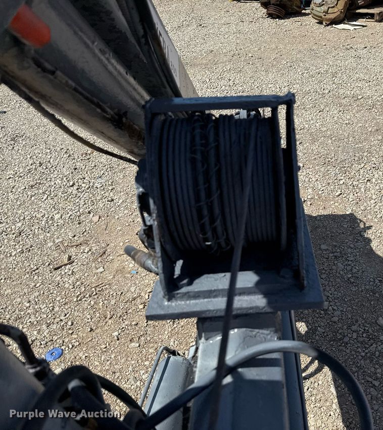 image for item DX5634 Amco Veba V809M 2S truck mounted crane