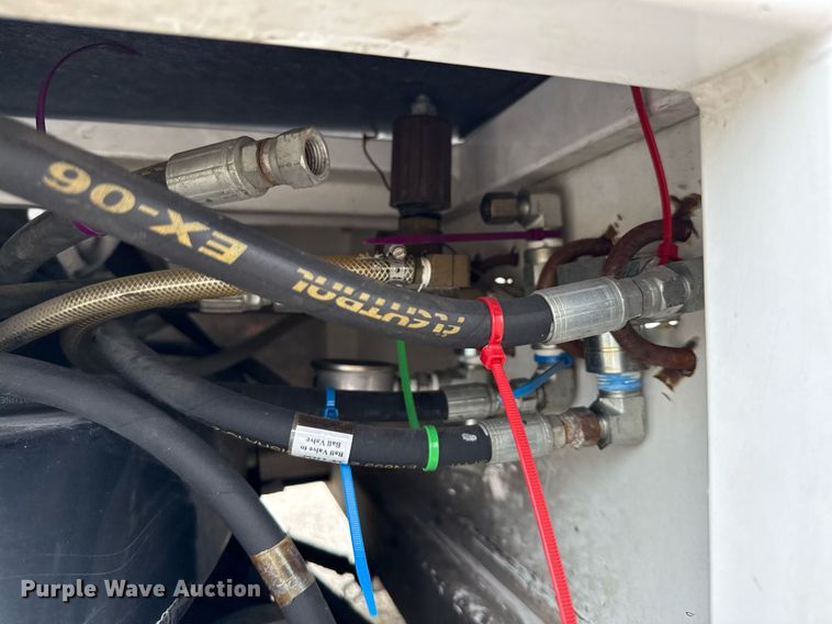 image for item DX5643 2011 Nilfisk-Advance Cyclone 4500 4WS surface cleaner