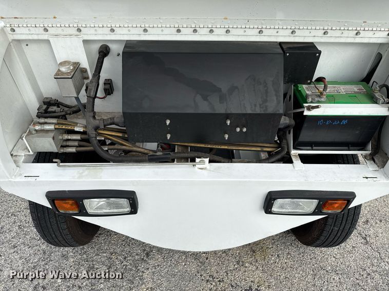 image for item DX5643 2011 Nilfisk-Advance Cyclone 4500 4WS surface cleaner