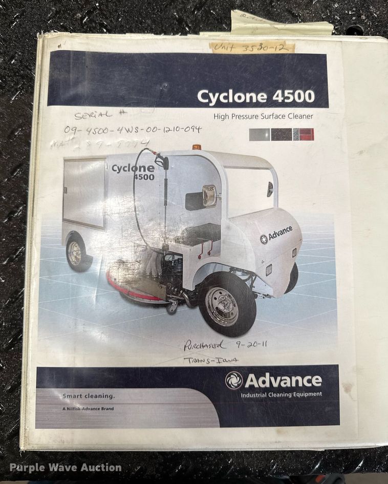 image for item DX5643 2011 Nilfisk-Advance Cyclone 4500 4WS surface cleaner