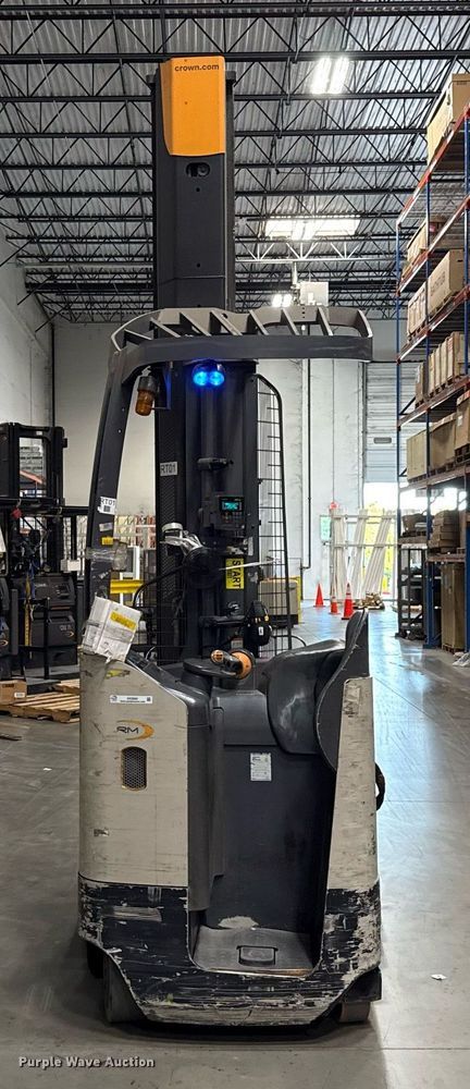 image for item DX5662 2017 Crown RM6025-45 reach truck