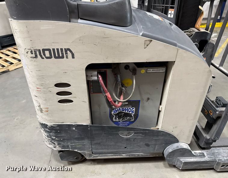 image for item DX5662 2017 Crown RM6025-45 reach truck