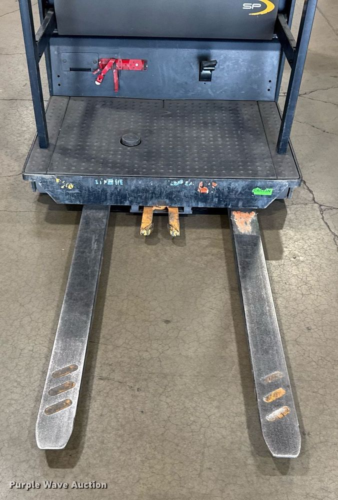 image for item DX5664 2017 Crown SP3520-30 order picker