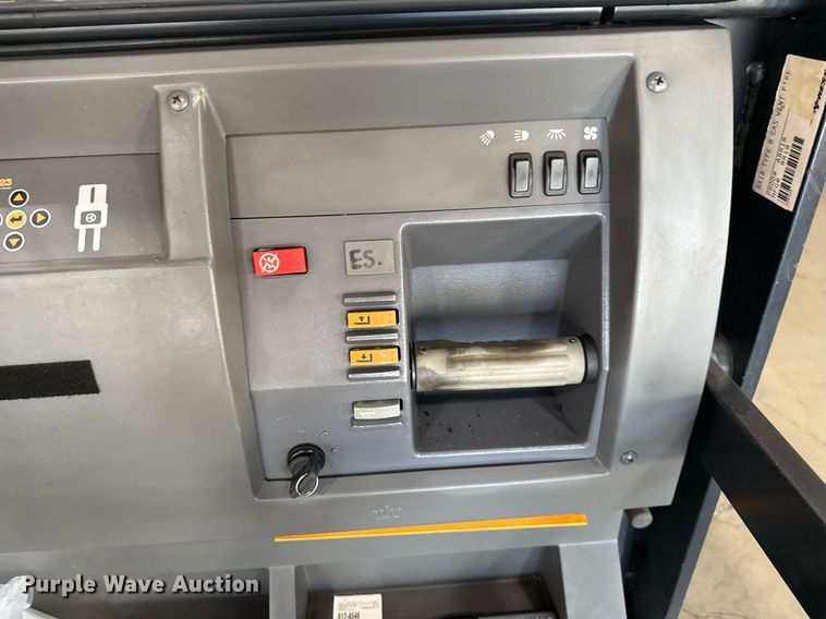 image for item DX5664 2017 Crown SP3520-30 order picker