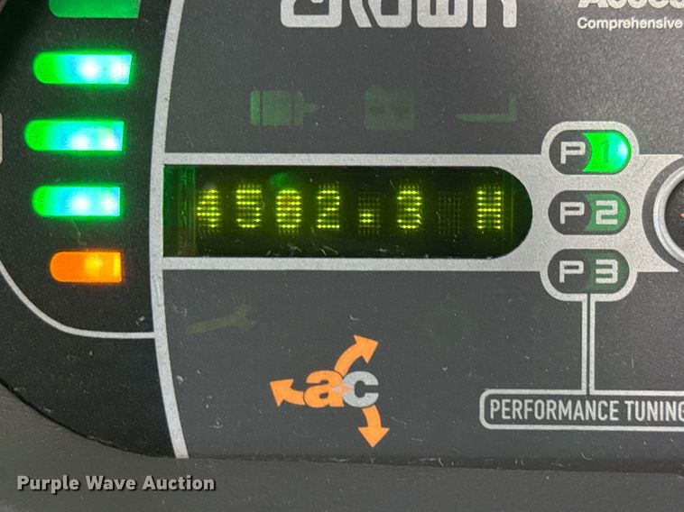 image for item DX5664 2017 Crown SP3520-30 order picker