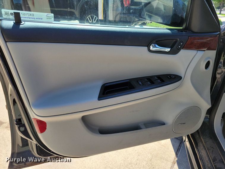 image for item DX7157 2010 Chevrolet  Impala LT 