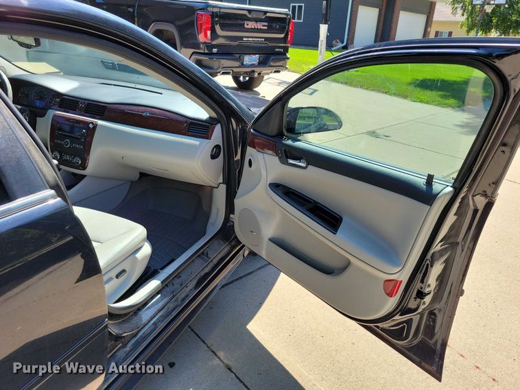 image for item DX7157 2010 Chevrolet  Impala LT 