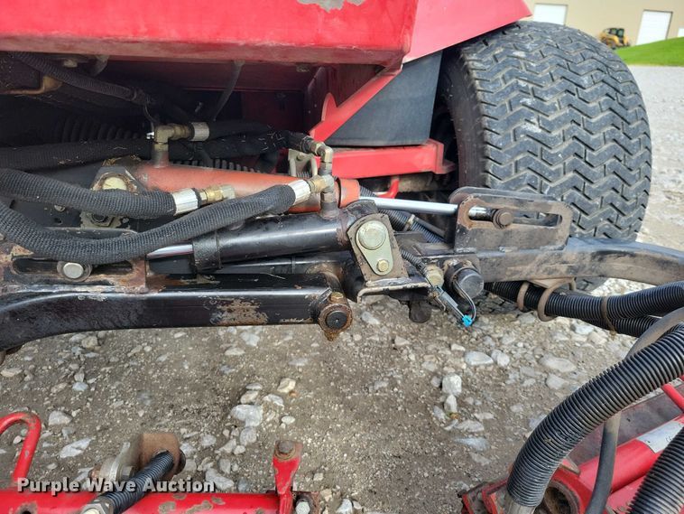 image for item DX7160 Toro Reelmaster 5200-D reel mower