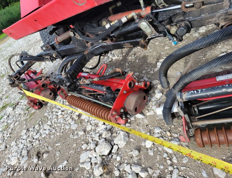 image for item DX7160 Toro Reelmaster 5200-D reel mower