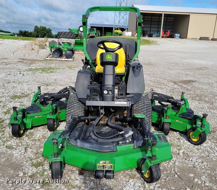 image for item DX7161 2014 John Deere 1600 Turbo Series II lawn mower