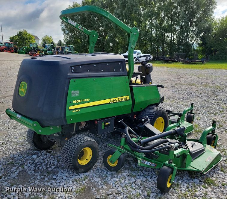 image for item DX7161 2014 John Deere 1600 Turbo Series II lawn mower