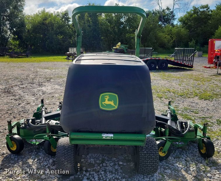 image for item DX7161 2014 John Deere 1600 Turbo Series II lawn mower