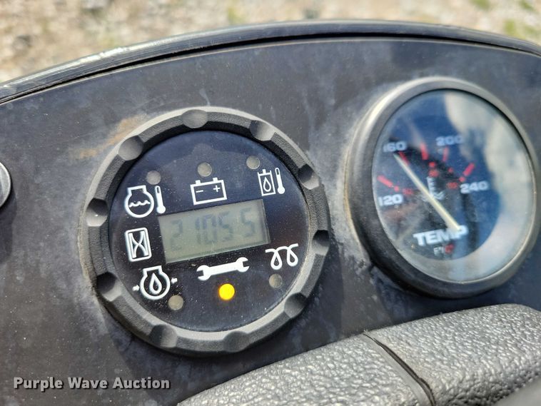 image for item DX7161 2014 John Deere 1600 Turbo Series II lawn mower