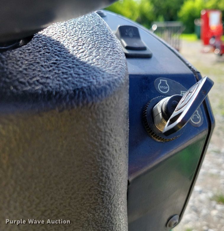 image for item DX7161 2014 John Deere 1600 Turbo Series II lawn mower