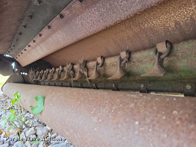 image for item DX7163 John Deere 25A flail mower