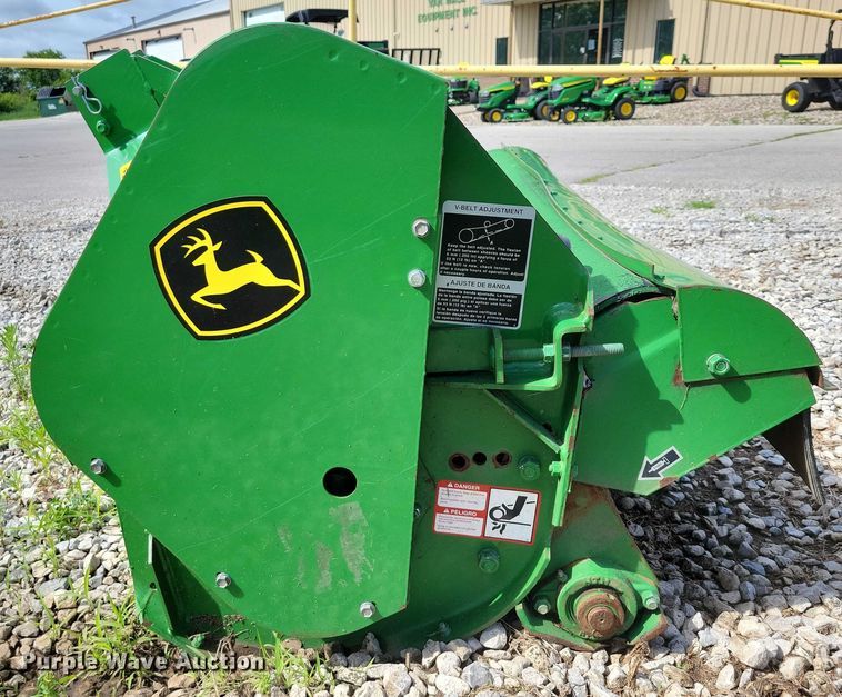 image for item DX7163 John Deere 25A flail mower
