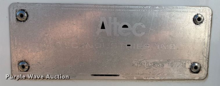 image for item DX8005 2011 Ford F350 Super Duty bucket truck