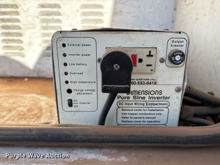 image for item DX8005 2011 Ford F350 Super Duty bucket truck