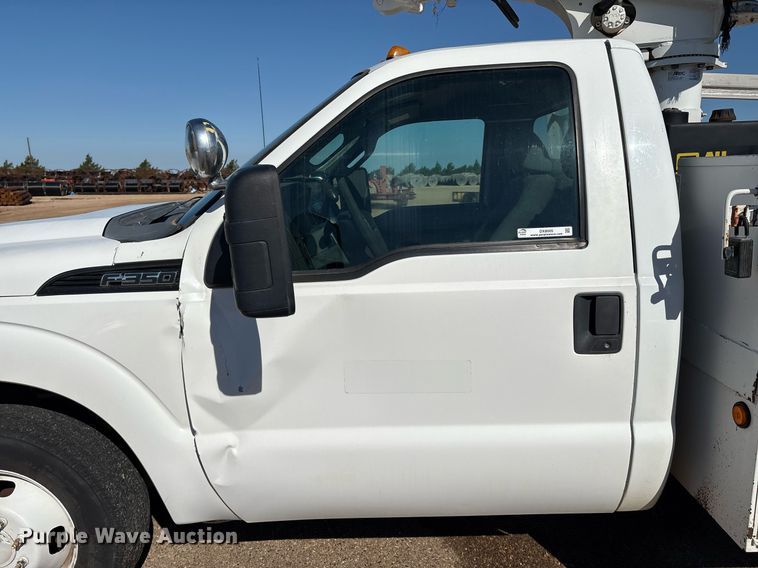 image for item DX8005 2011 Ford F350 Super Duty bucket truck