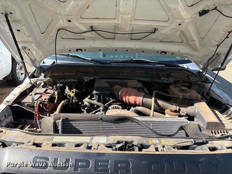 image for item DX8005 2011 Ford F350 Super Duty bucket truck