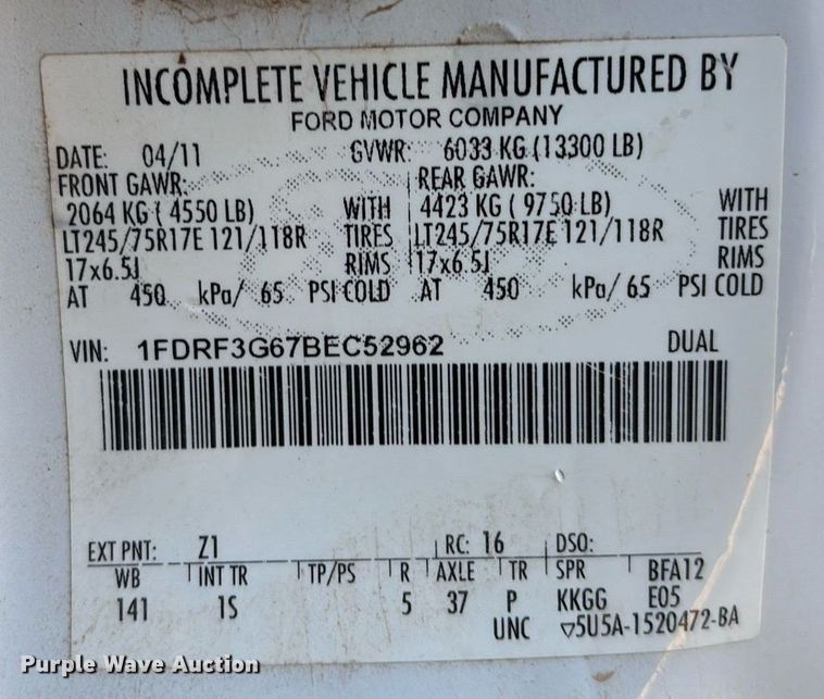 image for item DX8005 2011 Ford F350 Super Duty bucket truck