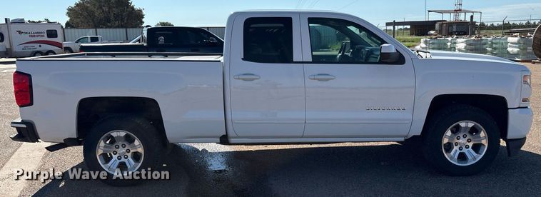 image for item DX8006 2018 Chevrolet Silverado 1500 Double Cab pickup truck