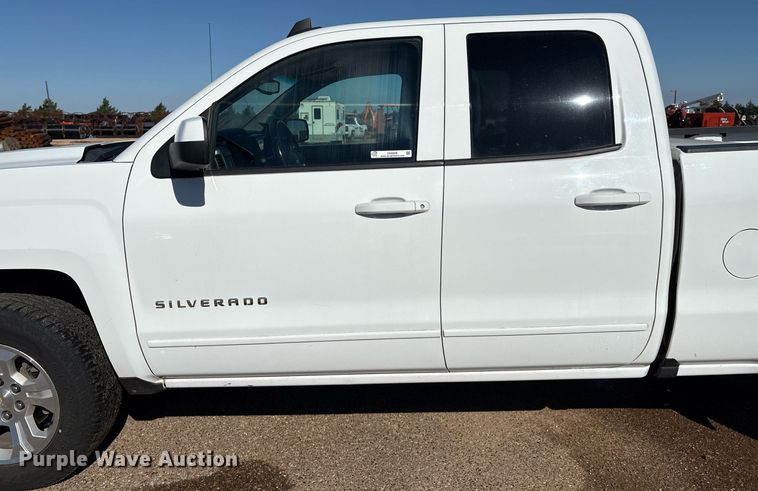 image for item DX8006 2018 Chevrolet Silverado 1500 Double Cab pickup truck