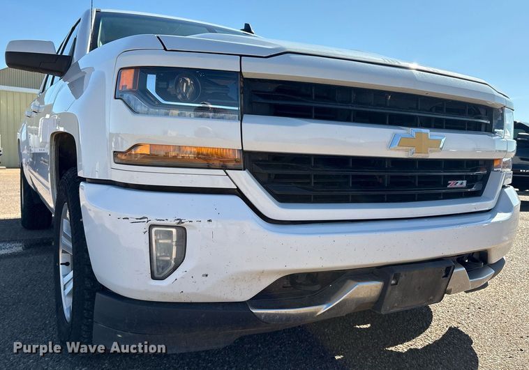 image for item DX8006 2018 Chevrolet Silverado 1500 Double Cab pickup truck