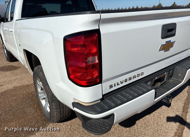 image for item DX8006 2018 Chevrolet Silverado 1500 Double Cab pickup truck