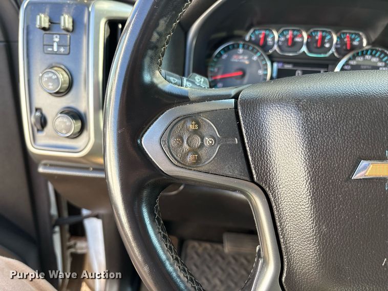 image for item DX8006 2018 Chevrolet Silverado 1500 Double Cab pickup truck