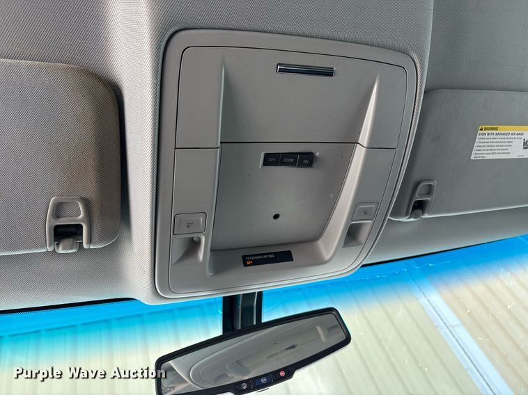 image for item DX8006 2018 Chevrolet Silverado 1500 Double Cab pickup truck