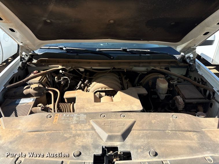 image for item DX8006 2018 Chevrolet Silverado 1500 Double Cab pickup truck