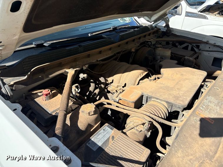 image for item DX8006 2018 Chevrolet Silverado 1500 Double Cab pickup truck