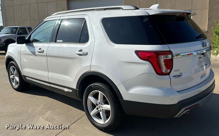 image for item DY0356 2017 Ford Explorer XLT SUV