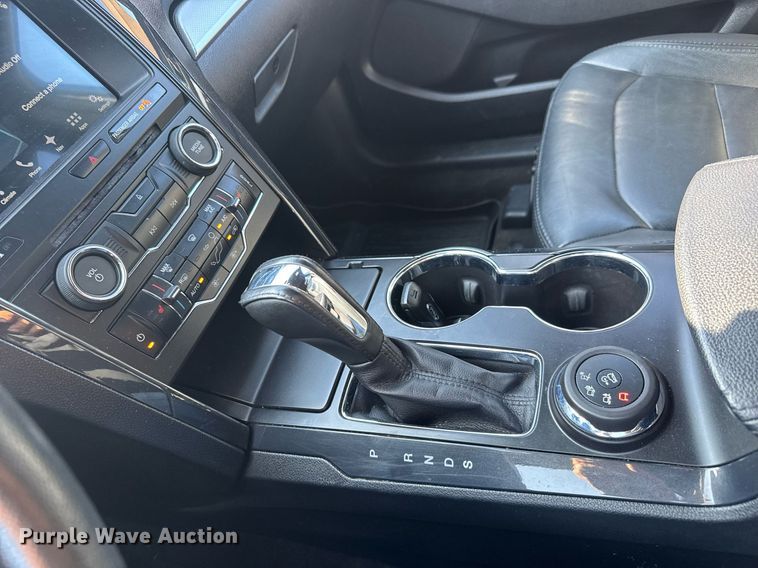 image for item DY0356 2017 Ford Explorer XLT SUV