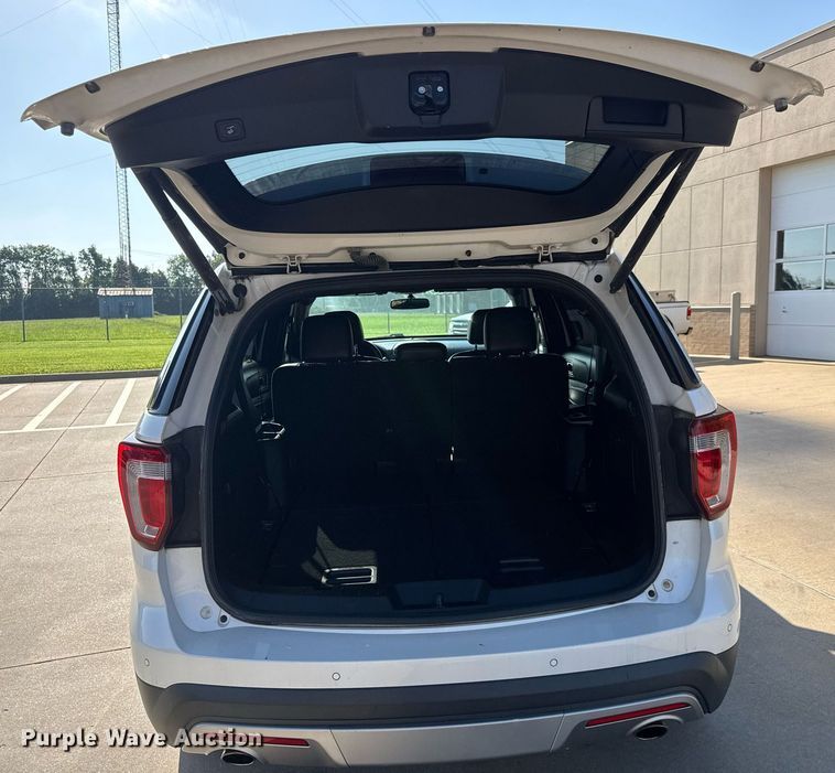 image for item DY0356 2017 Ford Explorer XLT SUV