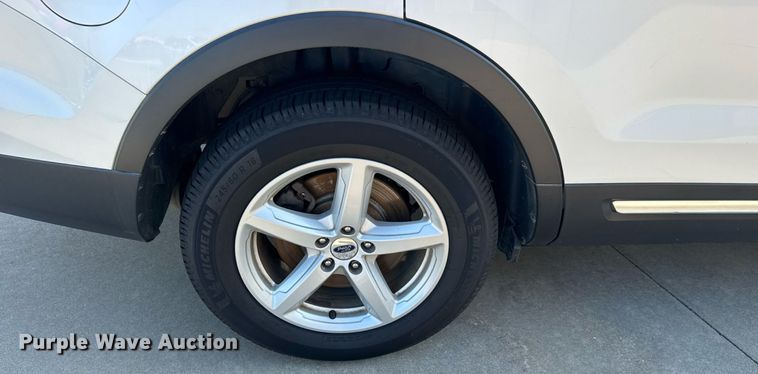 image for item DY0356 2017 Ford Explorer XLT SUV