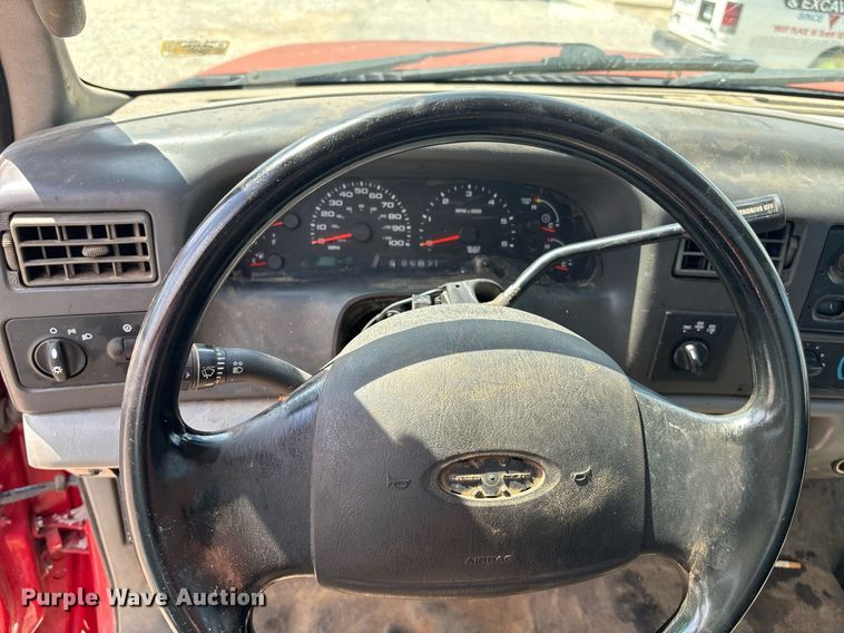 image for item DY0360 2003 Ford F250 flatbed pickup truck